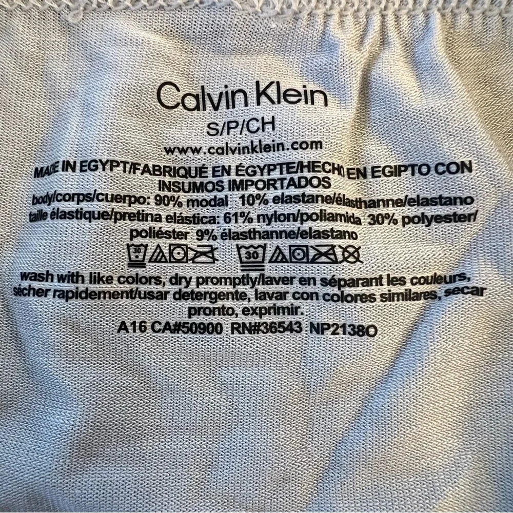 Calvin Klein Boxer Briefs Trio - Red, Gray - Small